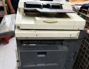 চলমান একটি ফটোকপি মেশিন বিক্রয় করা হনে