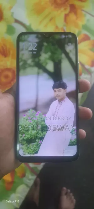 Vivo Y11 32 GB Blue