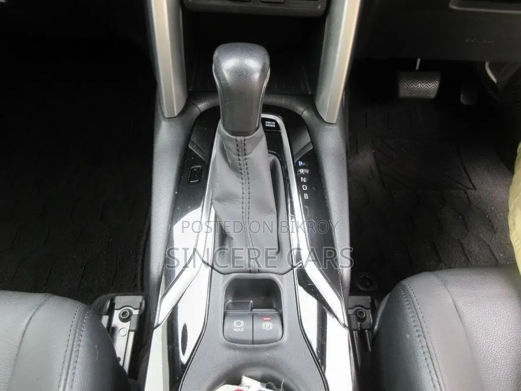 Toyota Corolla Cross 2021 Pearl