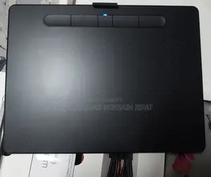 ওয়াকম ইনটুওস মিডিয়াম ব্লুটুথ কালো