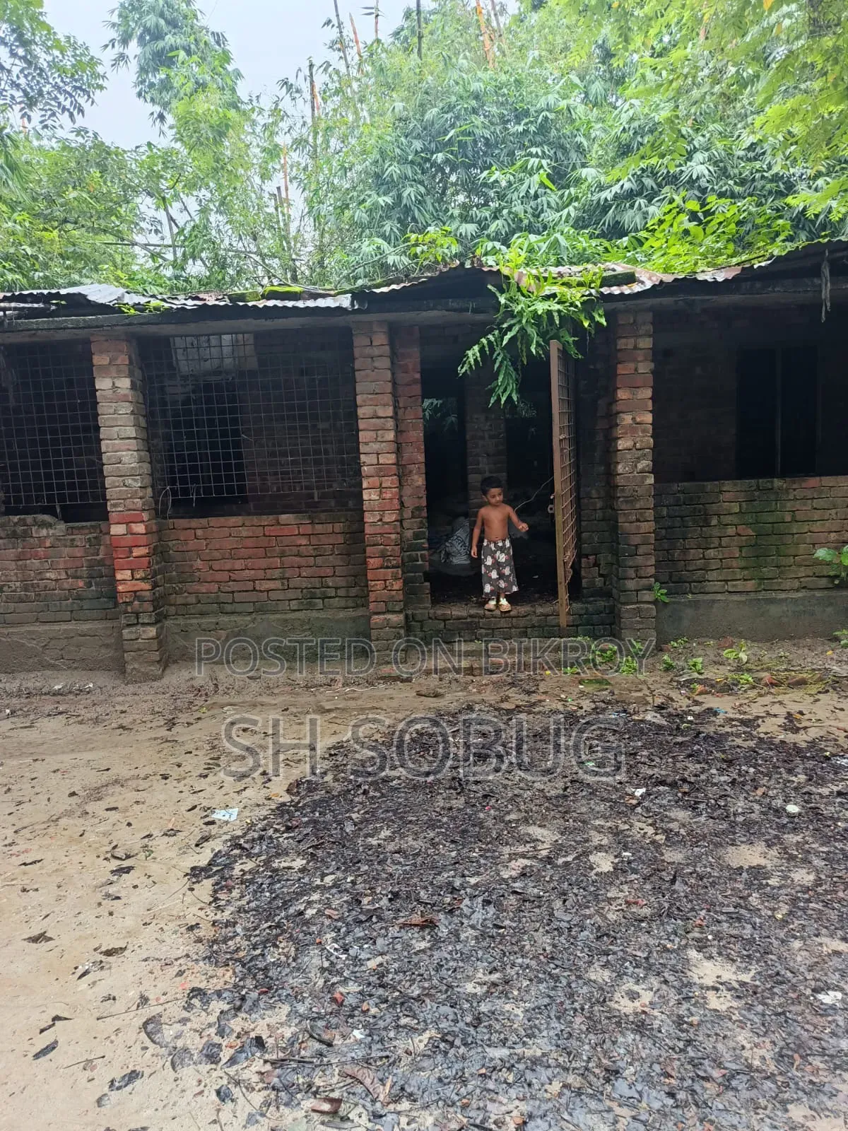 দৌলতপুরে ৩ বেডরুমের বাড়ি বিক্রির জন্য