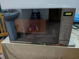 Miyako Microwave Oven 20 Litre