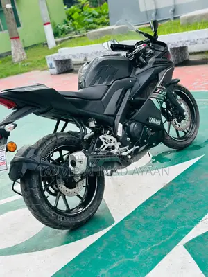 Yamaha R15 V3 2024 Black