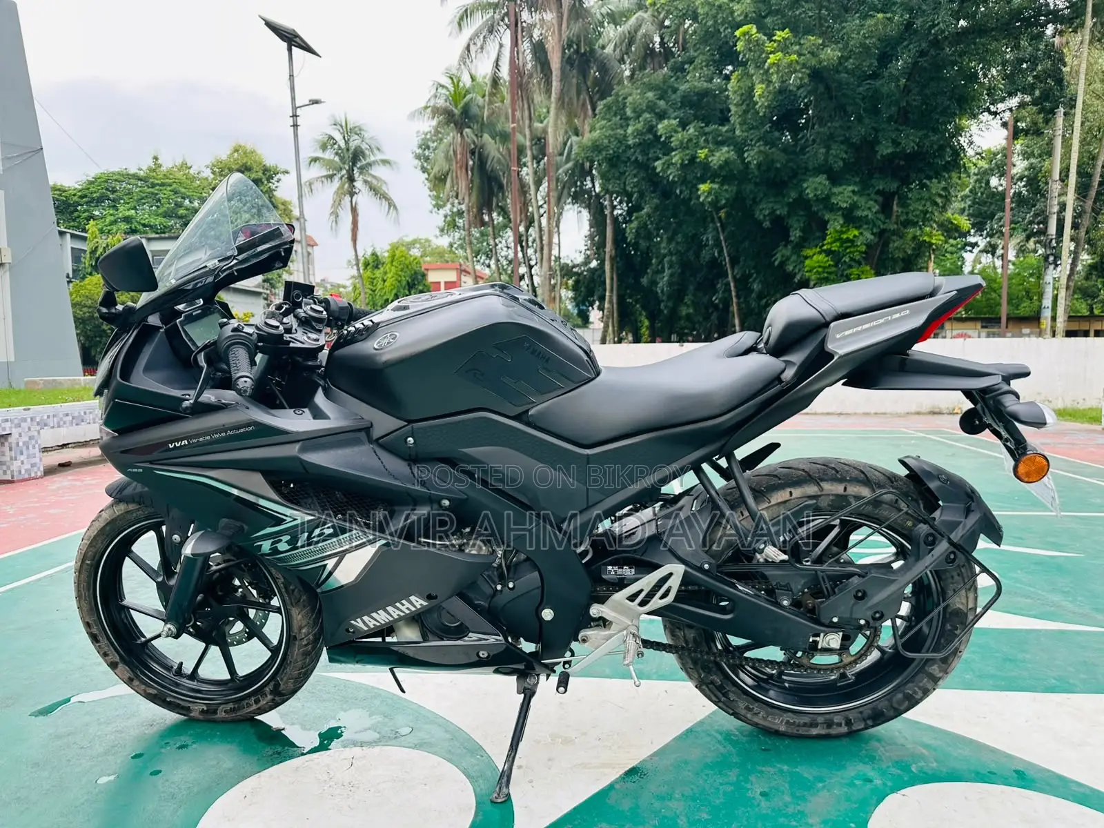 Yamaha R15 V3 2024 Black