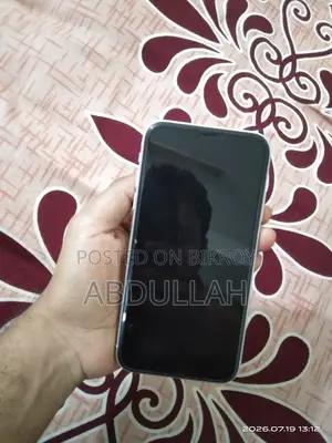 Apple iPhone XR 64 GB White