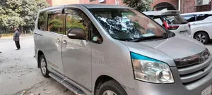Toyota Noah 2008 White