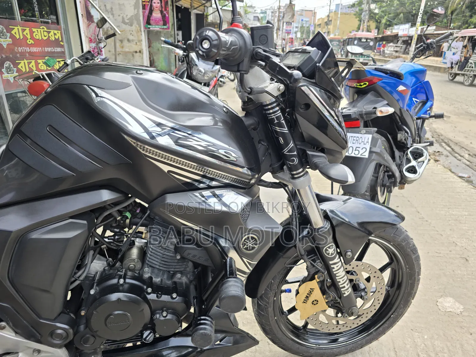 ইয়ামাহা এফজেড ২০২২ কালো
