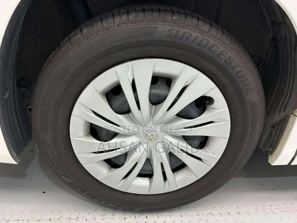 Toyota Noah 2022 Pearl