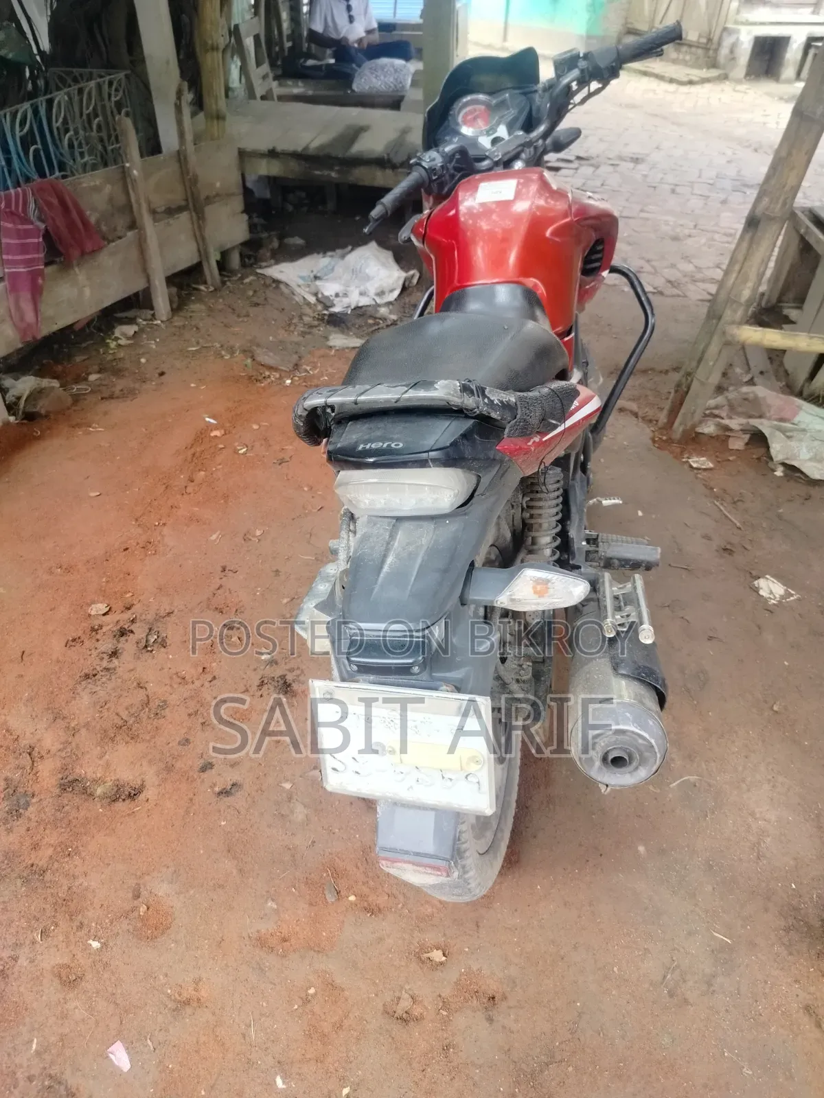 হিরো হাংক ২০১৮ রেড