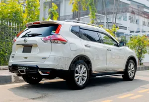 Nissan X-Trail SV Premium 2014 White