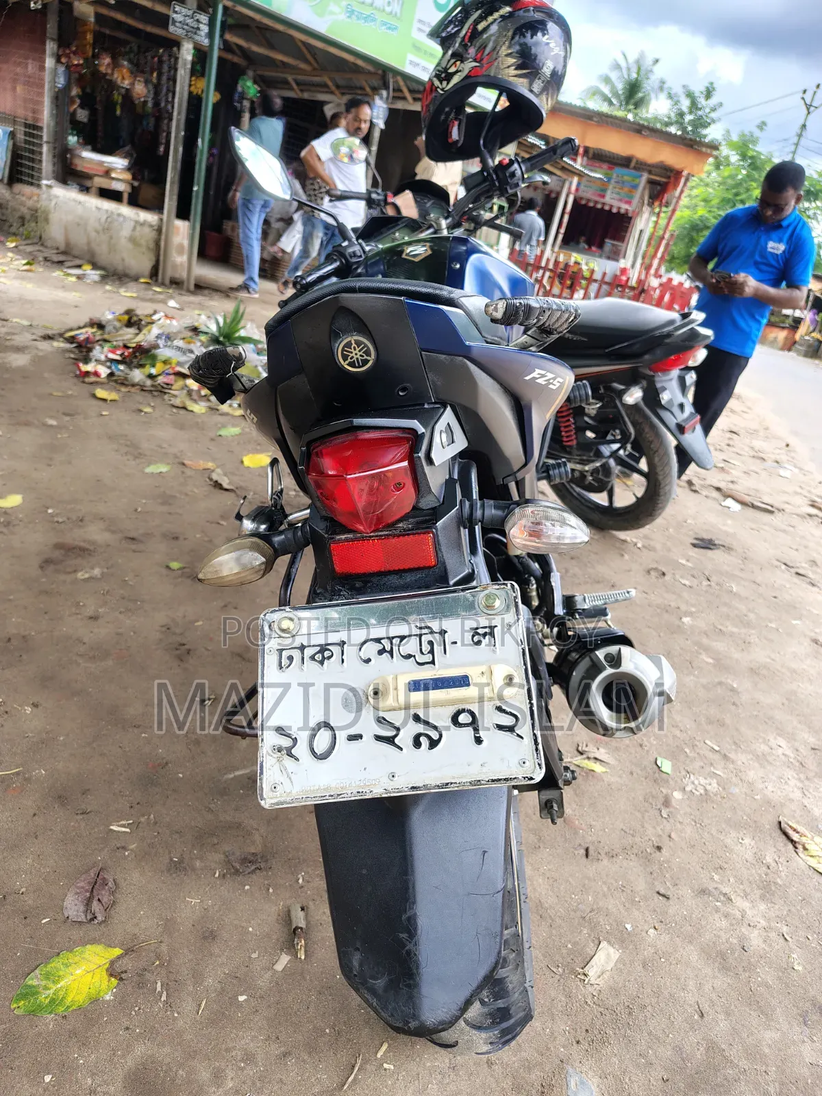 ইয়ামাহা এফজেড ২০১৮ ব্লু