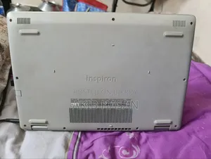Laptop Dell Inspiron 15 3501 4GB Intel Core i5 HDD+SSD 1T