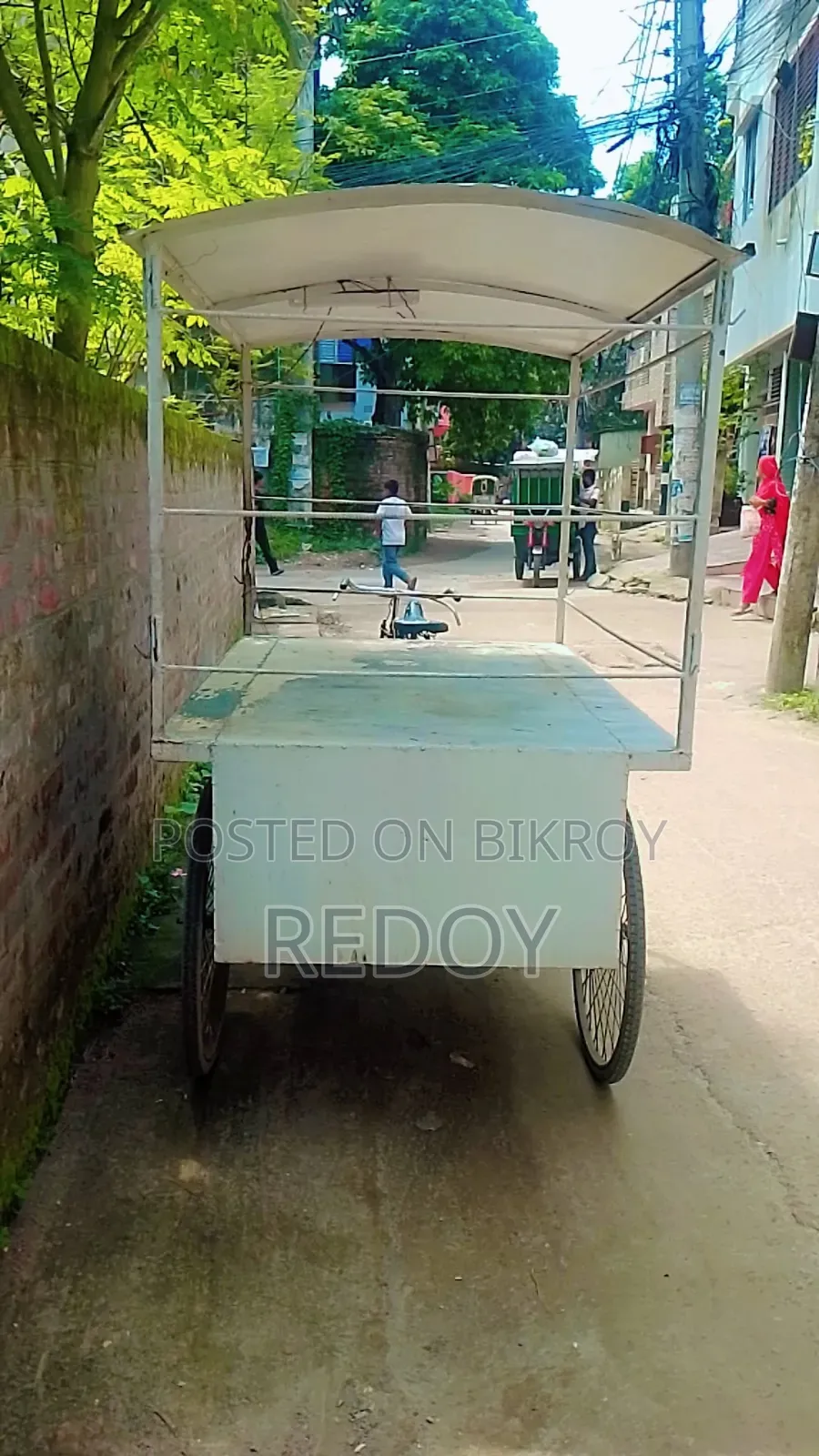 এই গাড়িটি বিক্রি হবে 