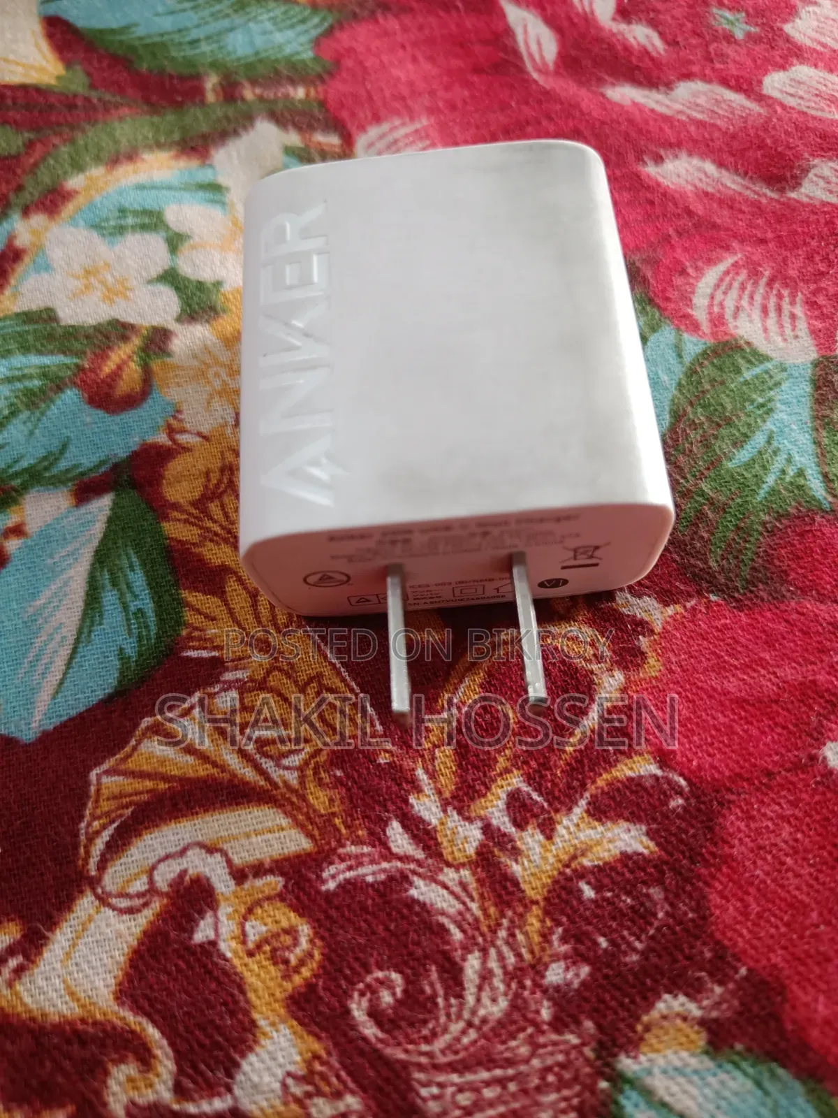 আঙ্কার অ্যাডাপটর এবং বেসউস পাওয়ার ক্যাবল