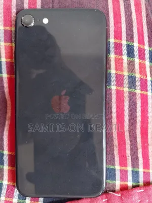 Apple iPhone SE 64 GB Black