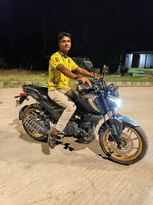 ইয়ামাহা এফজেড ২০২৫ ব্ল্যাক