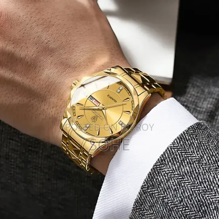 BINBOND Premium Golden Quartz Men's Watch