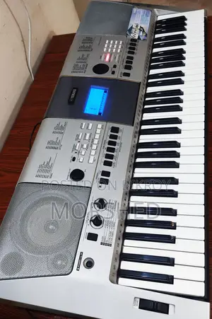 YAMAHA PSR E-413 Touch Sensitive Keyboard With MIDI
