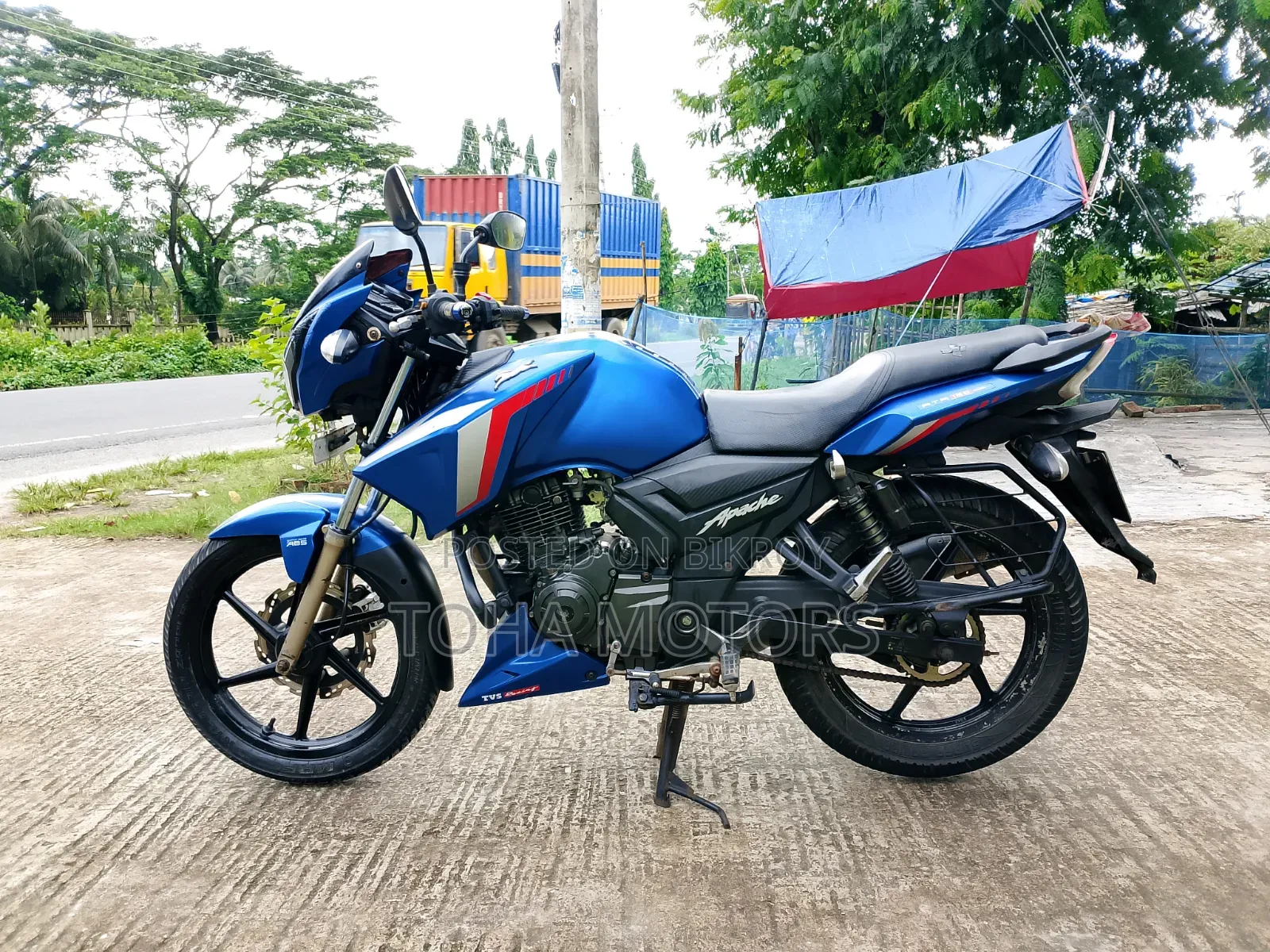 TVS Apache RTR 160 2V 2018 Blue