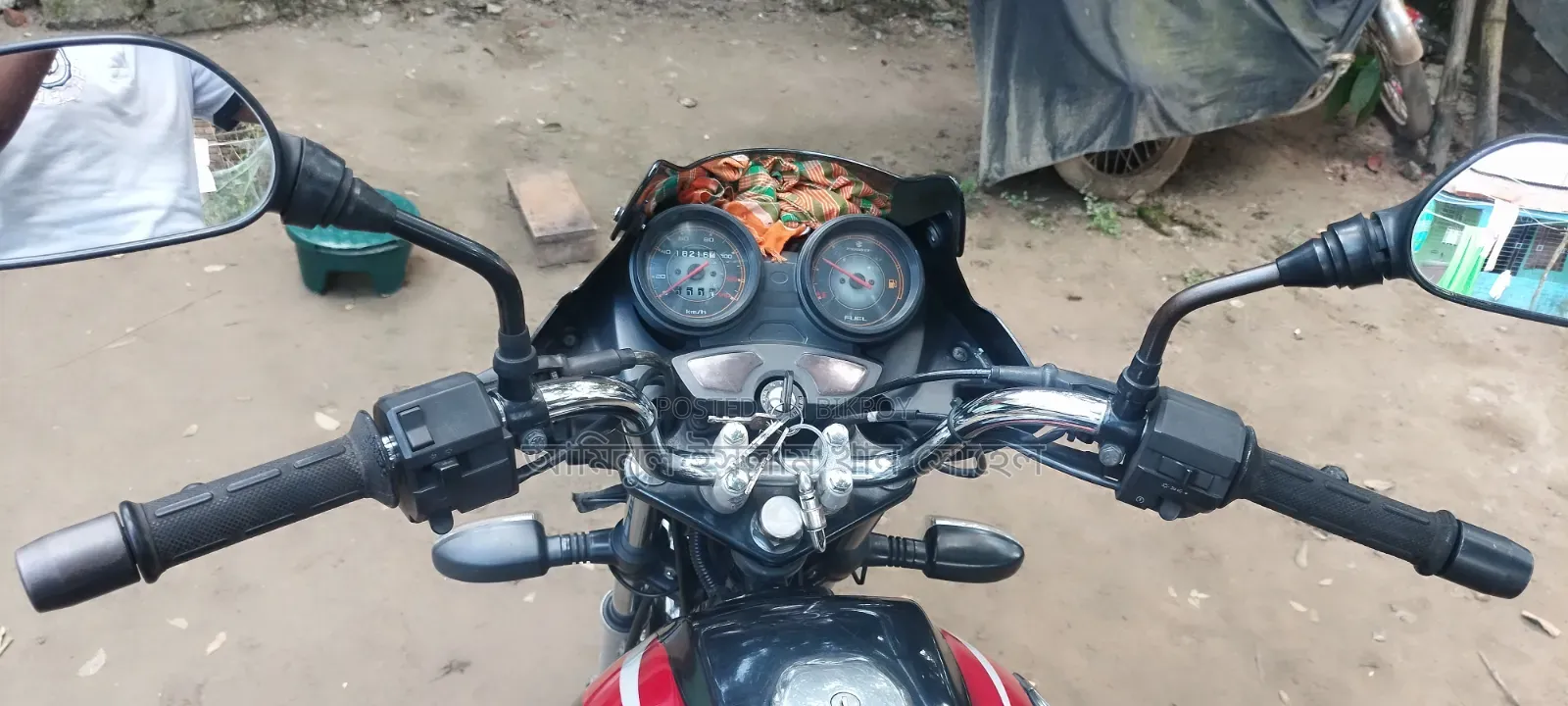 বাজাজ ডিসকভার ১২৫ ২০১৮ ব্ল্যাক
