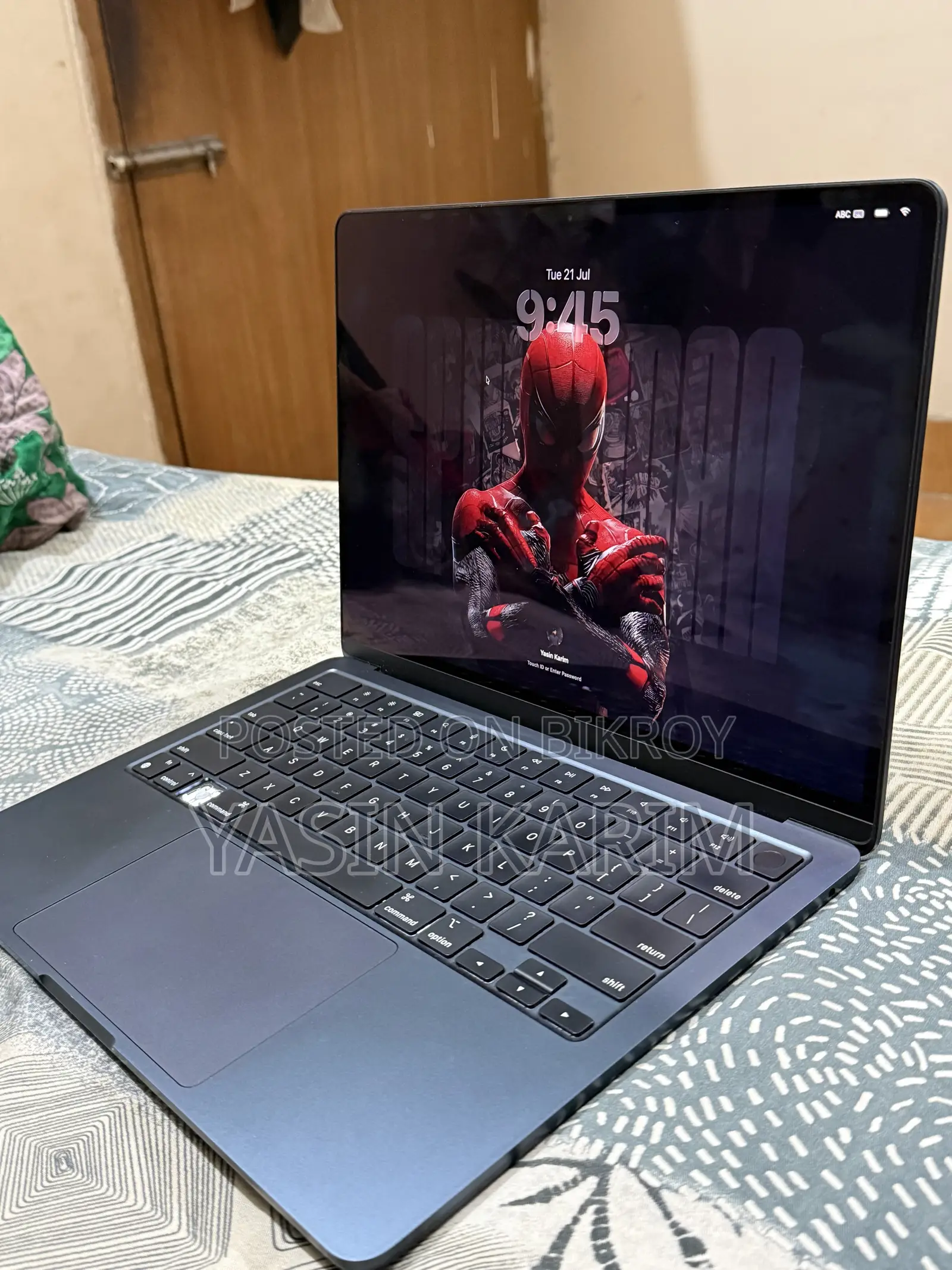 Laptop Apple MacBook Air 2024 M3 8GB Apple M3 SSD 256GB