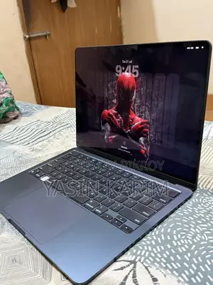 Laptop Apple MacBook Air 2024 M3 8GB Apple M3 SSD 256GB