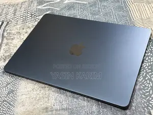 Laptop Apple MacBook Air 2024 M3 8GB Apple M3 SSD 256GB