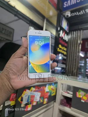 Apple iPhone 8 64 GB Gold
