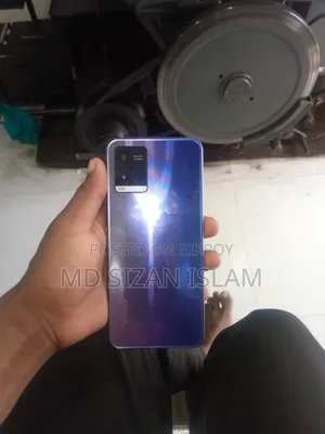 Vivo Y21 128 GB Blue