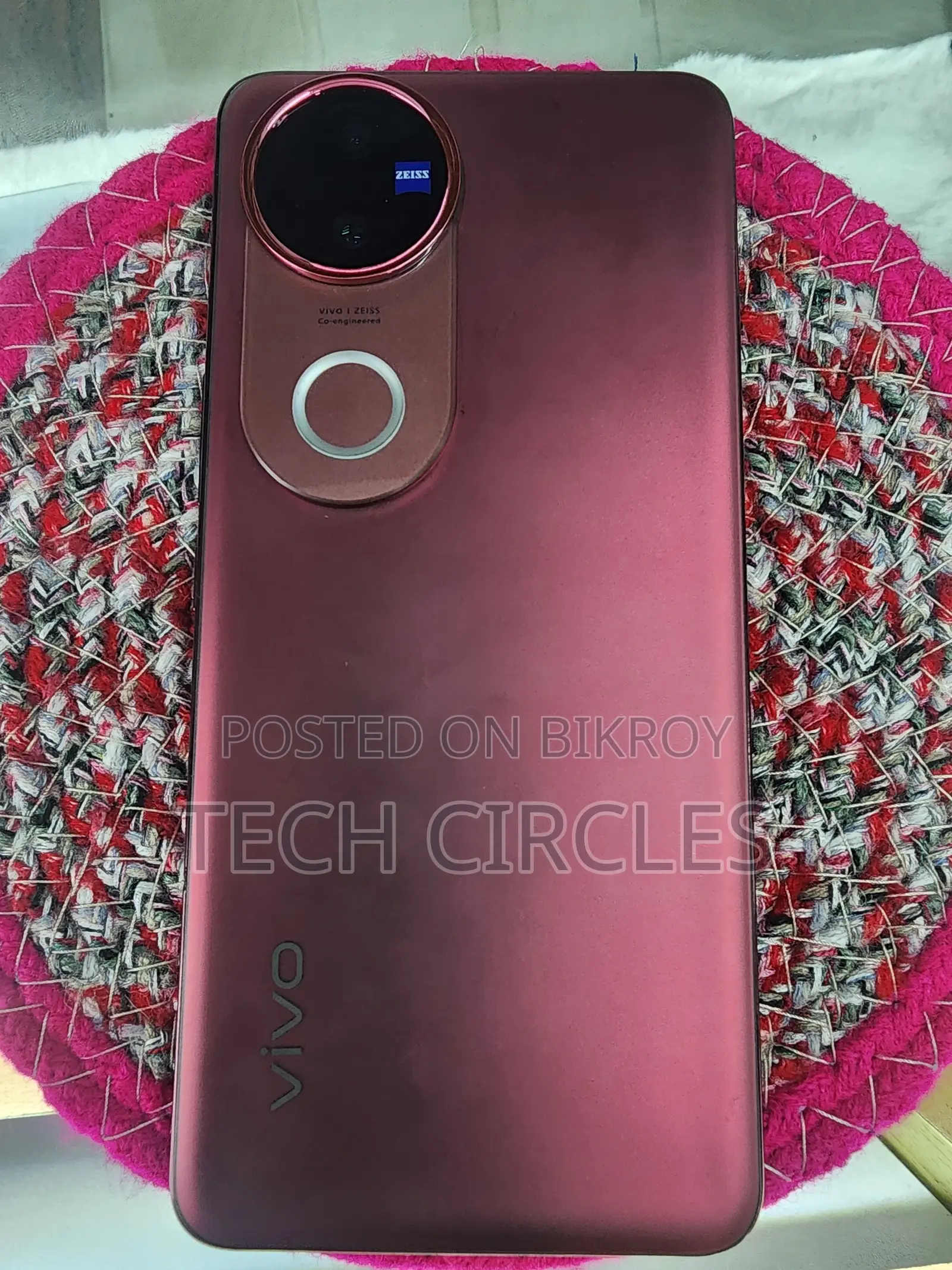 Vivo V50 128 GB Red