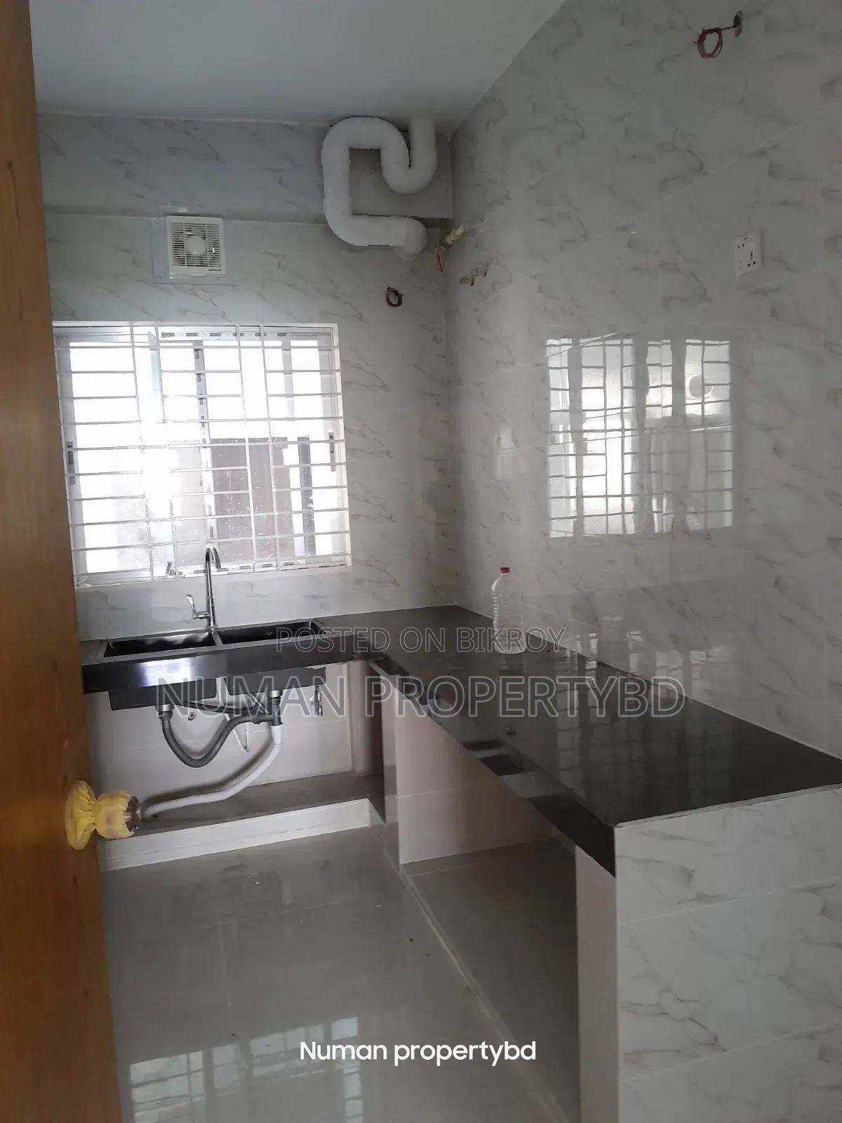 2 Bedroom Apartment in Numan Property Bd, Basundhara for Rent