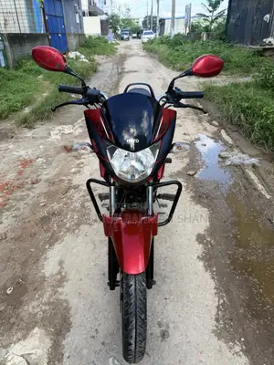 Hero Glamour 2018 Red