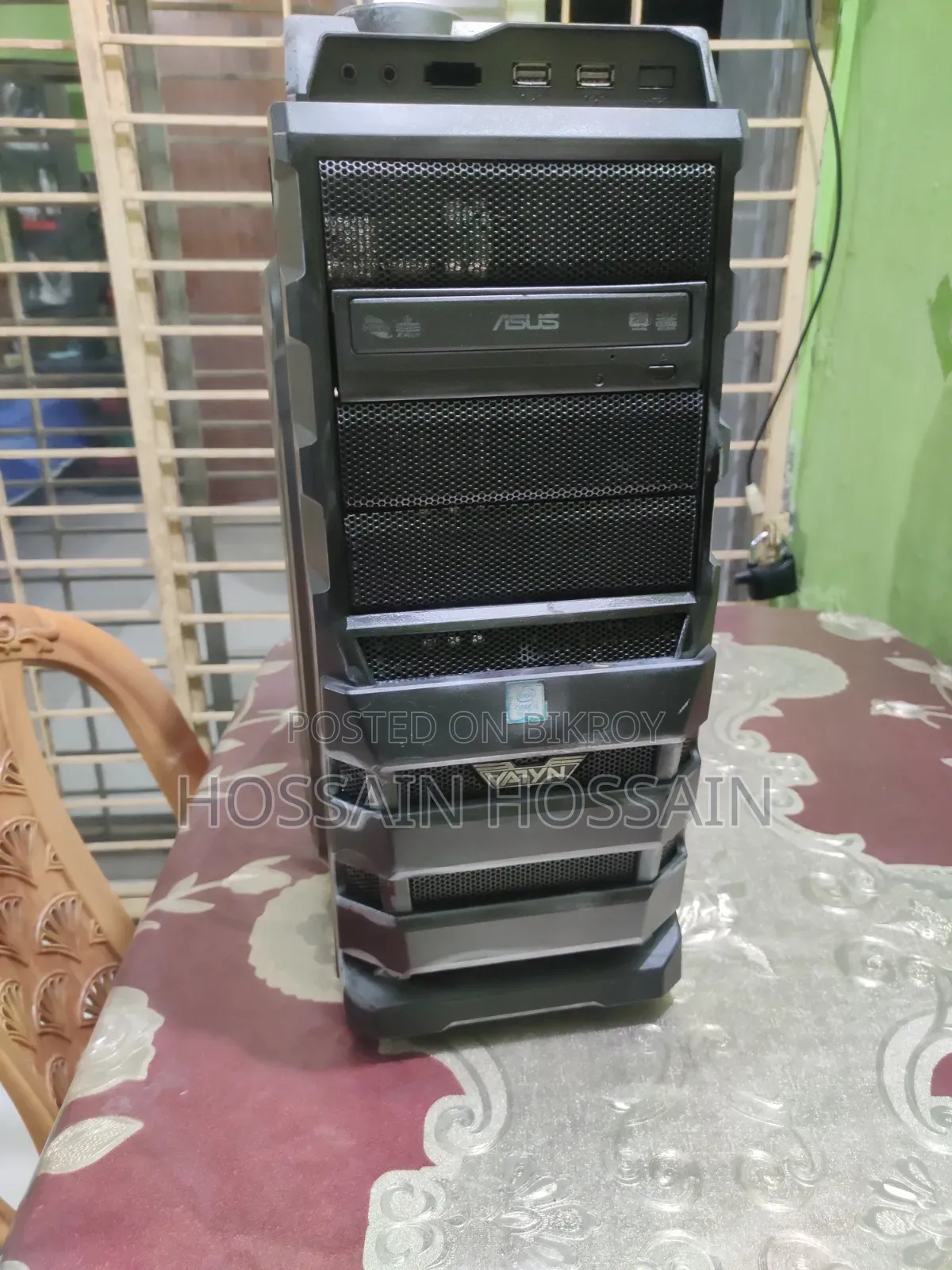 Desktop CPU Casing (Casing is extremely sturdy and heavy)
