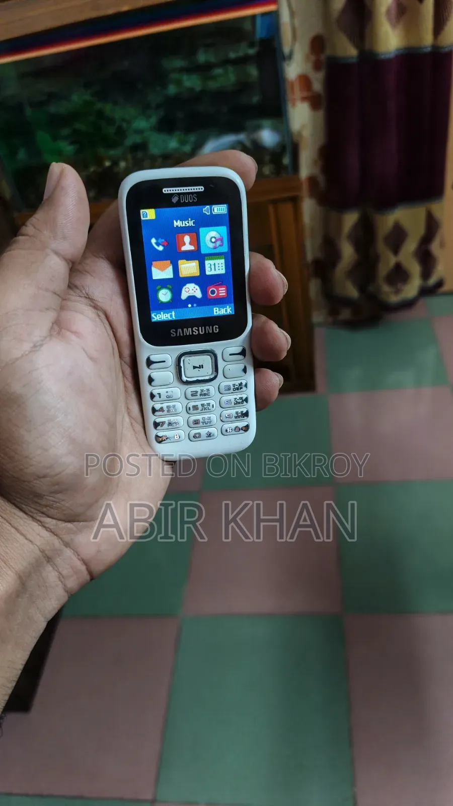 Samsung Guru Music 2 White