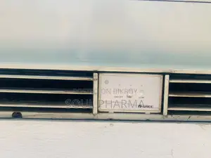 Gree Air Curtain (Model: FM-1.25-12-K) - খুব ভালো কন্ডিশন