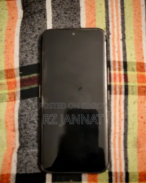 টেকনো ক্যামন ৫০ আল্ট্রা ২৫৬ জিবি সবুজ