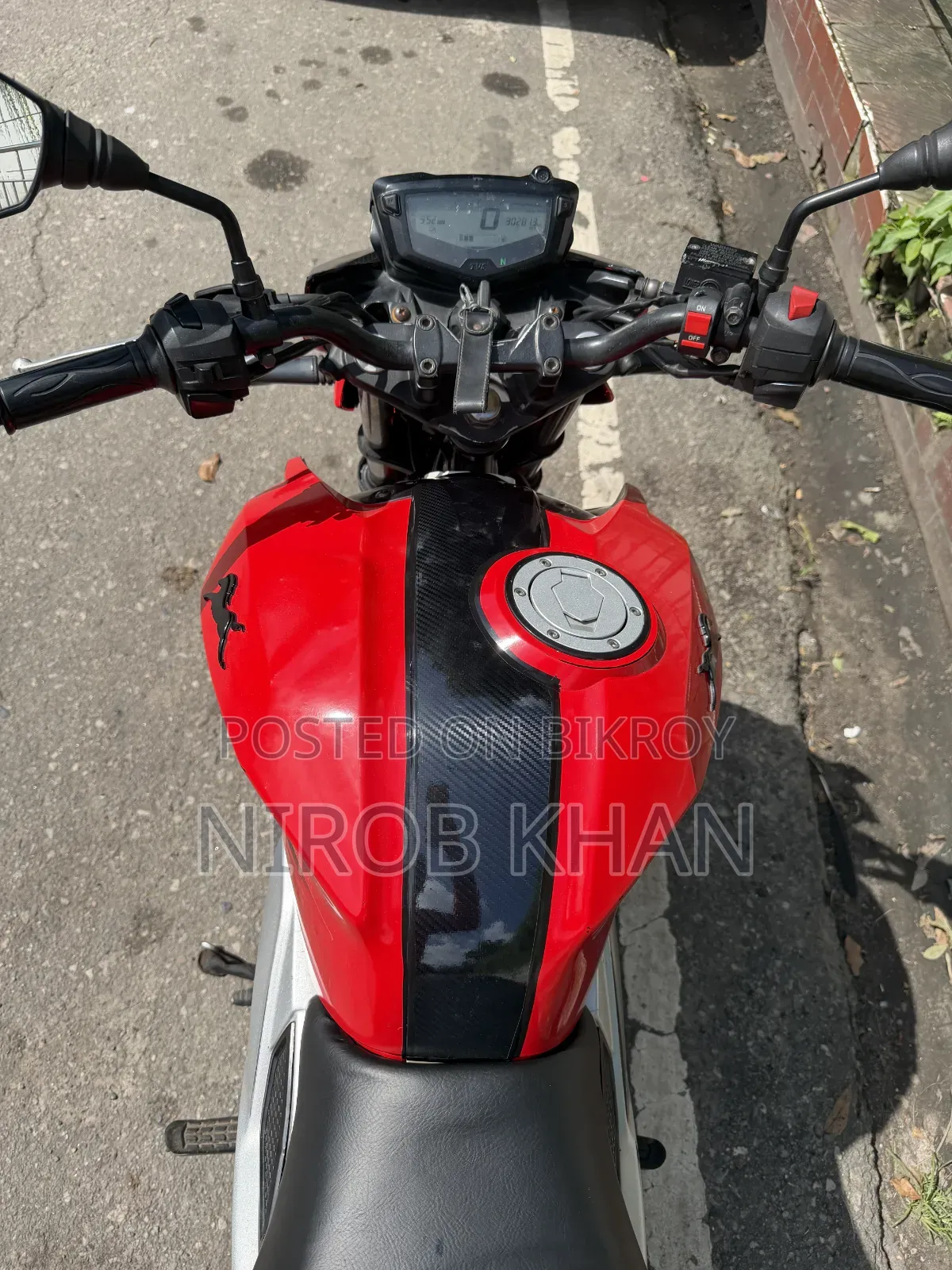 টিভিএস আপাচি আরটিআর ১৬০ ৪ভি ২০২২ লাল