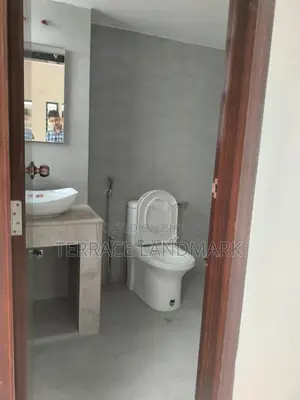 বসুন্ধরায় ৪ বেডরুমের অ্যাপার্টমেন্ট বিক্রয়ের জন্য