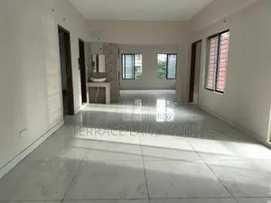 বসুন্ধরায় ৪ বেডরুমের অ্যাপার্টমেন্ট বিক্রয়ের জন্য