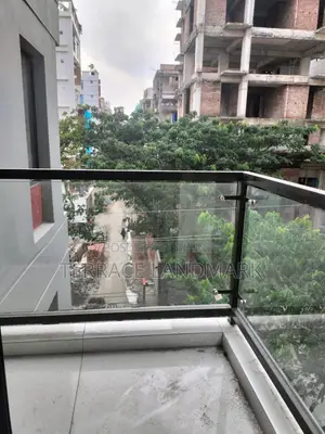 বসুন্ধরায় ৪ বেডরুমের অ্যাপার্টমেন্ট বিক্রয়ের জন্য