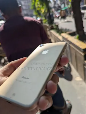 অ্যাপল আইফোন ৭ ৩২ জিবি রোজ গোল্ড
