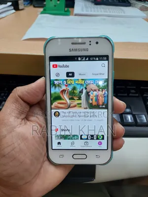 Samsung Galaxy J1 Ace 4 GB Green
