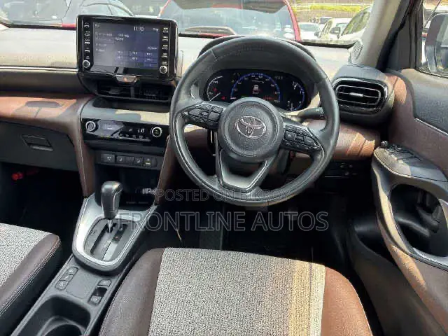 New Toyota Yaris Cross 1.5 All-Wheel Drive 2021 Red