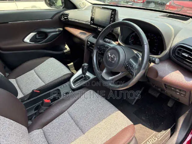 New Toyota Yaris Cross 1.5 All-Wheel Drive 2021 Red