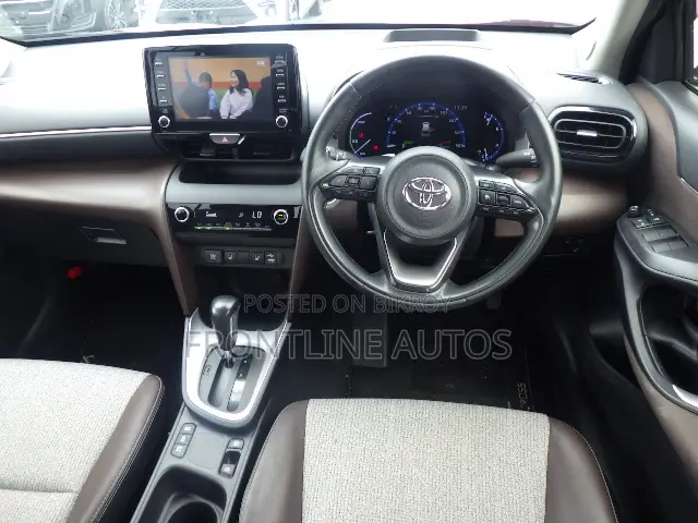 New Toyota Yaris Cross 1.5 All-Wheel Drive 2021 Red