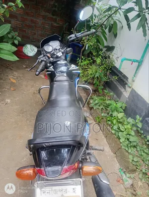 টিভিএস মেট্রো ২০১৫ ব্ল্যাক