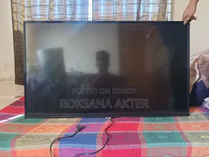 Walton Smart 43" TV & 21" Monitor