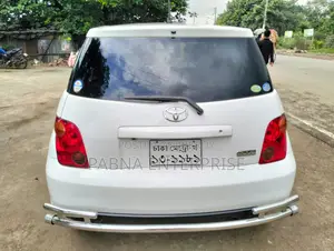 Toyota IST 2005 White