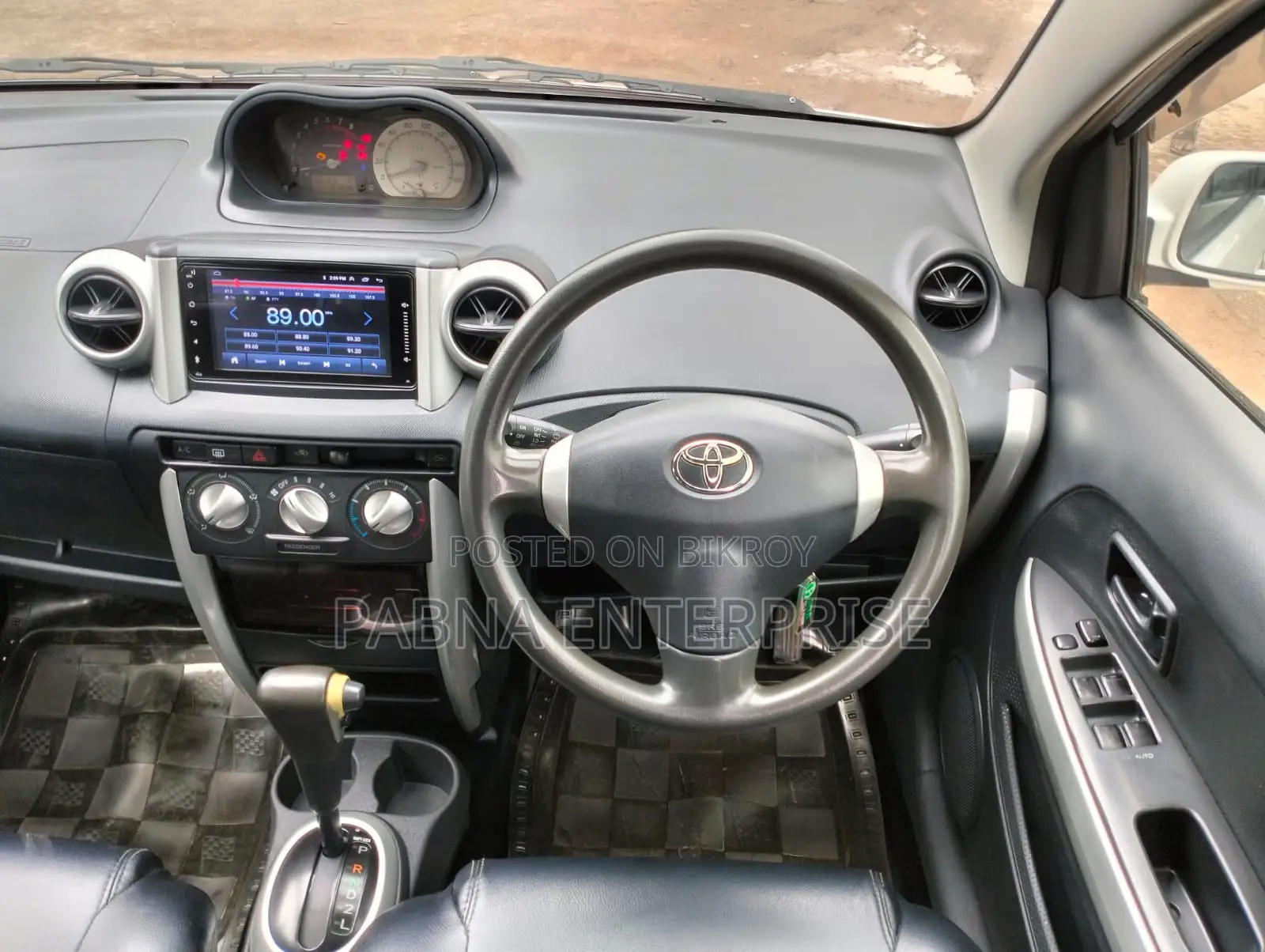 Toyota IST 2005 White