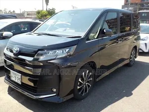 Toyota Voxy 2022 Black